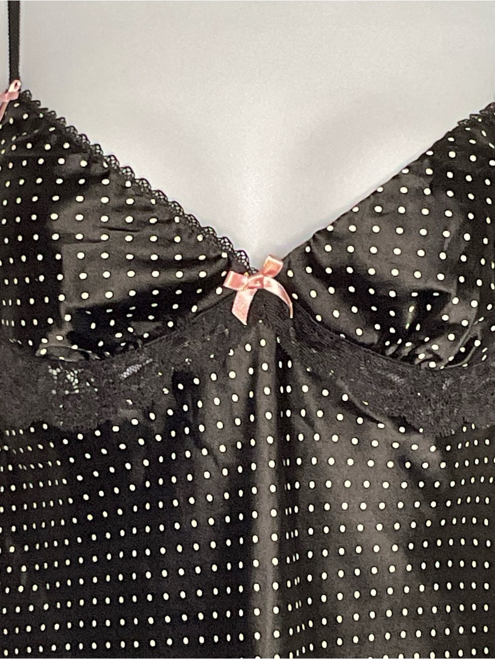 Victoria's Secret XS Black Satin Polka Dot Sexy Chemise Lace Slip Y2K - Picture 2 of 16